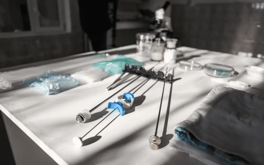 Инструменты 
и расходные материалы зооветеринарного назначения